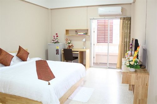 Seri 47 Residence Бангкок Экстерьер фото